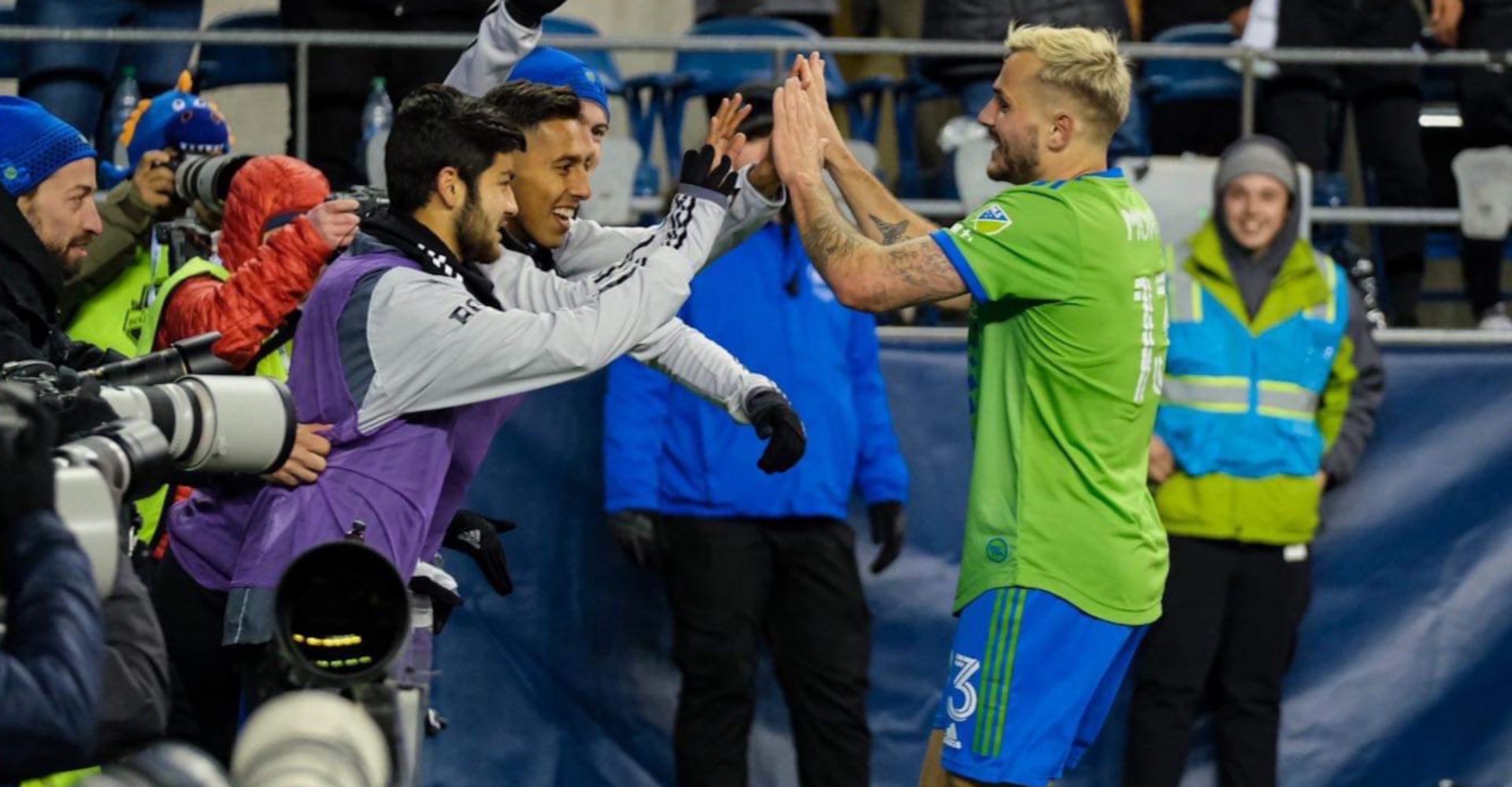 Jordan Morris celebrates his second goal with his teammates against Colorado Rapids